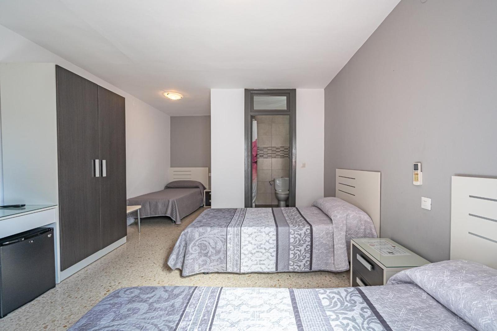 Hostal Ocana Manilva Ngoại thất bức ảnh